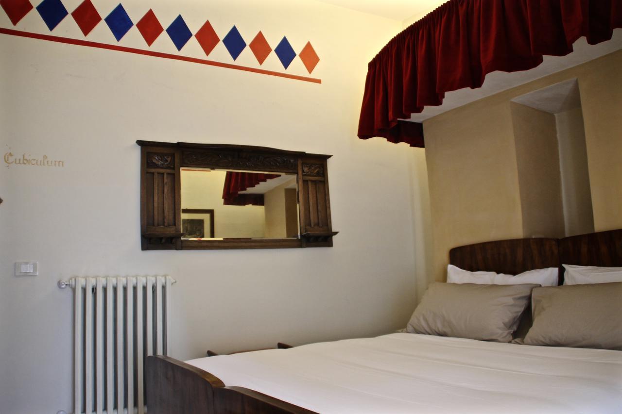 Bed & Breakfast Antica Corte Del Castello 3*
