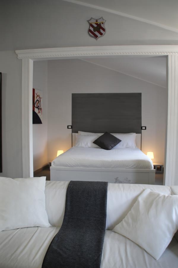 Bed & Breakfast Antica Corte Del Castello 3*